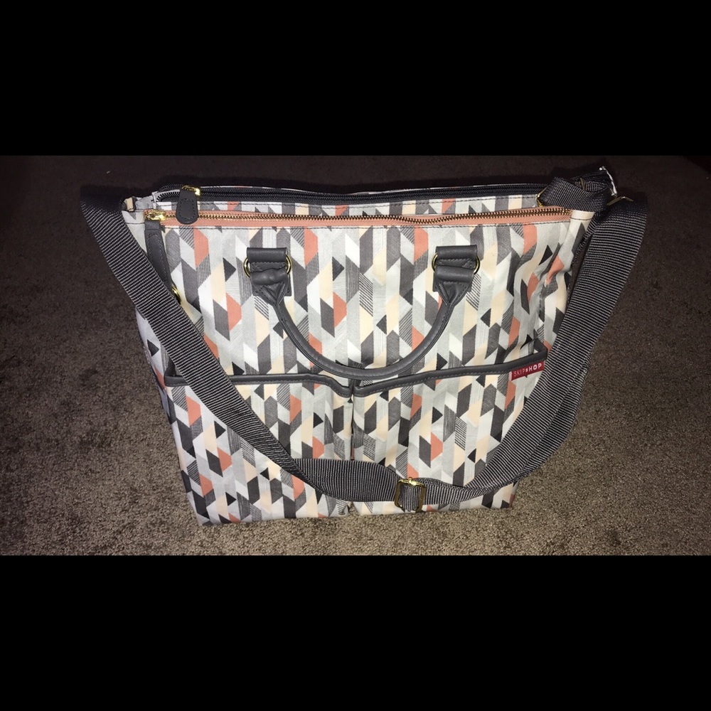 Skip hop diaper bag